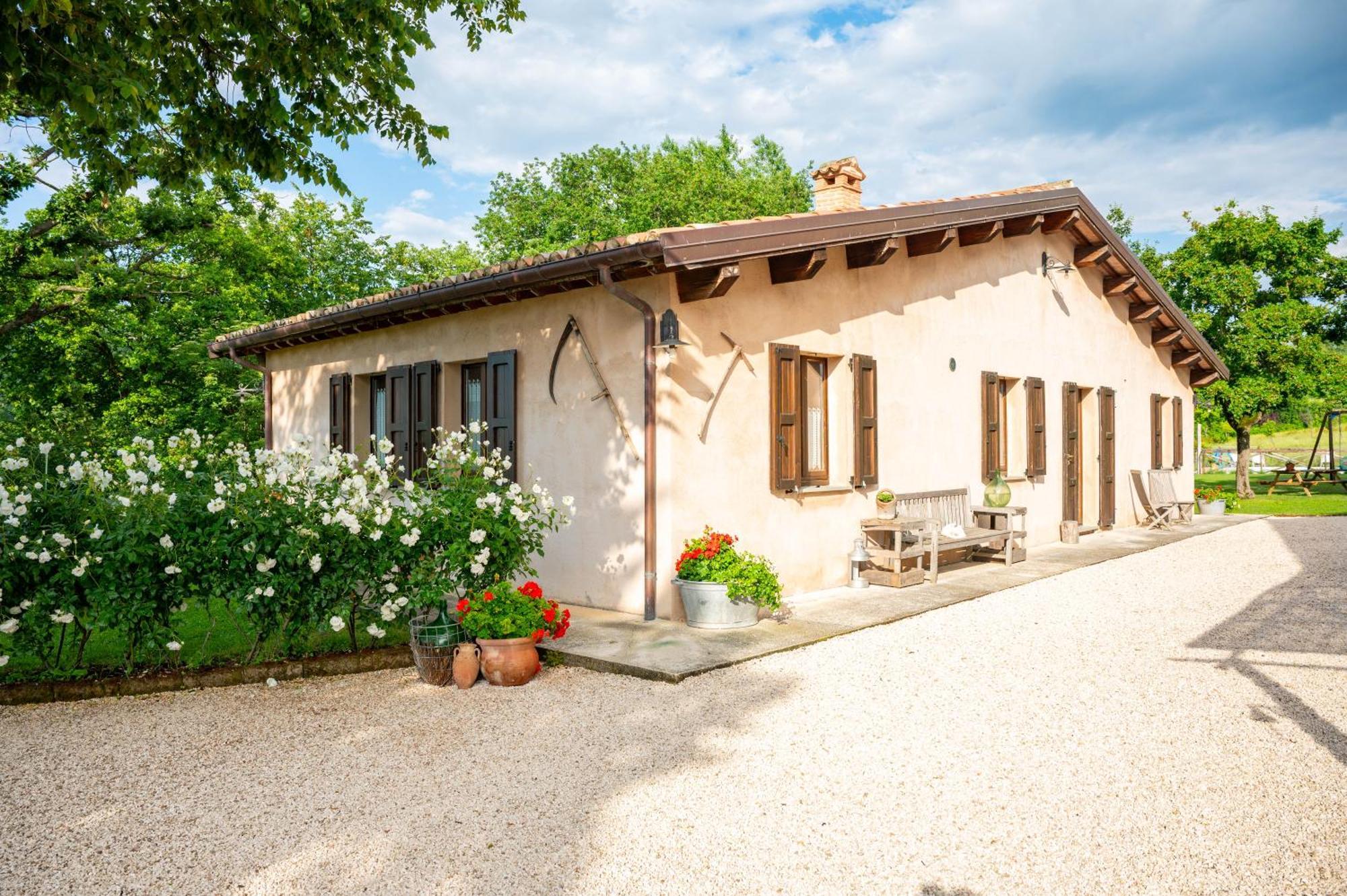 Agriturismo Il Castellaro Sassoferrato Dış mekan fotoğraf